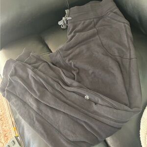 Lululemon joggers
